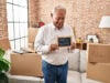 https://www.magnific.com/free-photo/senior-man-smiling-confident-holding-blackboard-new-home_43217160.htm#fromView=search&page=1&position=30&uuid=40143044-7760-420f-ba1d-e15f1349cd99&track=ais_hybrid&query=homebuyer