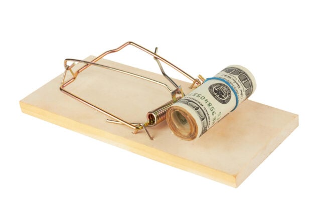 https://www.magnific.com/premium-photo/mousetrap-with-dollars_43586951.htm#fromView=detail&position=8&uuid=a8c278d5-3283-4d5b-9f0a-ca91c8ad4908&track=ais_hybrid&from_element=cross_selling__photo