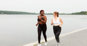 https://www.magnific.com/free-photo/female-friends-jogging-together-outdoors_9589992.htm#fromView=search&page=2&position=29&uuid=77c29435-a1a0-4970-8e18-1b085e8d07b5&track=ais_hybrid&query=walking+with+weights
