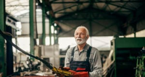 https://www.magnific.com/premium-photo/older-heavy-industry-worker-is-working-factory-while-manipulating-machine_135416810.htm#fromView=search&page=1&position=36&uuid=5ff8448f-de92-4f1c-91ea-5cc4e409e820&track=ais_hybrid&query=elder+worker