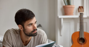 What To Know About The Warning Signs Of Stroke In Males https://www.magnific.com/free-photo/horizontal-shot-contemplative-caucasian-guy-with-dark-bristle-wears-casual-clothes-lies-bed-with-book-feels-lonely-home-enjoys-weekend-has-calm-life-domestic-atmosphere-reading-concept_12203302.htm#fromView=search&page=1&position=6&uuid=05ce323d-5694-468d-b2bc-a30fce0b4d28&query=menreading+