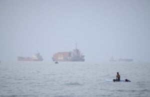 Iran and Oman Draft Breakthrough Framework to Reopen the Strait of Hormuz to Commercial Shipping
