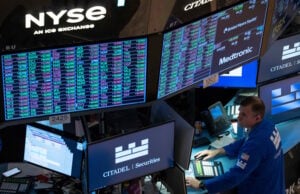 What Happens Before a Market Crash: The Critical Warning Signs