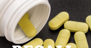 https://www.magnific.com/premium-photo/medicine-table_6669581.htm#fromView=detail&position=4&uuid=cf4c1173-e067-4839-9038-aed21ebb2675&from_element=cross_selling__photo