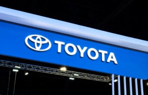 Toyota Recalls Over 600,000 Camry Sedans Due to Digital Dashboard Display Glitches https://www.vecteezy.com/photo/35552405-nonthaburi-thailand-6-december-2023-light-box-billboard-with-logo-toyota-at-thailand-international-motor-expo-2023
