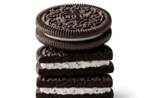 Why Is Everyone on Social Media Obsessed With Oreos? https://www.vecteezy.com/photo/80653455-stack-of-chocolate-sandwich-cookies-with-cream-filling