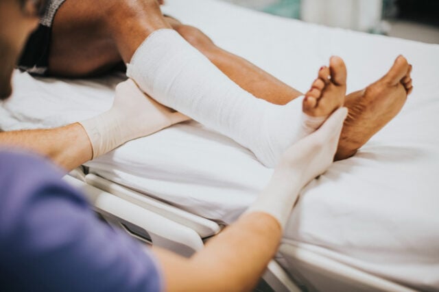 https://www.magnific.com/free-photo/doctor-helping-patient-with-fractured-leg_18642309.htm#fromView=search&page=1&position=2&uuid=b67a58ac-924f-48c7-a447-2ca6c9176233&track=ais_hybrid&query=Injury+Claim