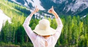 https://www.magnific.com/premium-photo/woman-straw-hat-white-dress-shows-sign-like-background-mountains-forest_44621625.htm#fromView=search&page=1&position=30&uuid=387d1930-8e34-478b-ba71-7b6303c392c5&track=ais_hybrid&query=weillness+travel