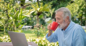 https://www.magnific.com/free-photo/senior-man-executive-with-white-hair-using-computer-laptop-working-home-drinking-coffee-looking-camera_26229303.htm#fromView=search&page=1&position=12&uuid=15775974-8e40-43b4-a3ae-f197fb9c1be6&track=ais_hybrid&query=senior+at+cafe++on+phone+and+laptop