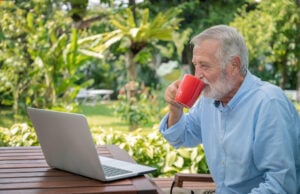https://www.magnific.com/free-photo/senior-man-executive-with-white-hair-using-computer-laptop-working-home-drinking-coffee-looking-camera_26229303.htm#fromView=search&page=1&position=12&uuid=15775974-8e40-43b4-a3ae-f197fb9c1be6&track=ais_hybrid&query=senior+at+cafe++on+phone+and+laptop