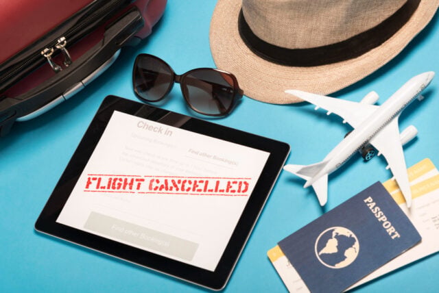 2148580915 https://www.magnific.com/free-photo/high-angle-no-vacation-concept_8810896.htm#fromView=search&page=1&position=14&uuid=5300ab91-70b7-4348-993e-a0de1974f87b&track=ais_hybrid&query=canceled+flights