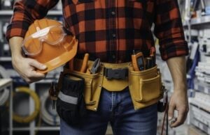 Why More Young Workers Are Choosing Toolbelts Over Desks https://www.vecteezy.com/photo/67689422-professional-male-electrician-holding-hard-hat-and-wearing-tool-belt-in-store