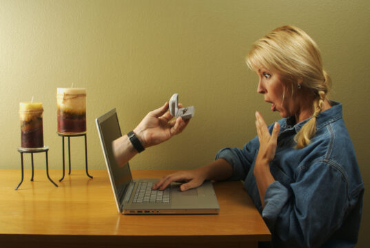 https://www.vecteezy.com/photo/16356494-the-glory-of-the-internet-series-internet-dating