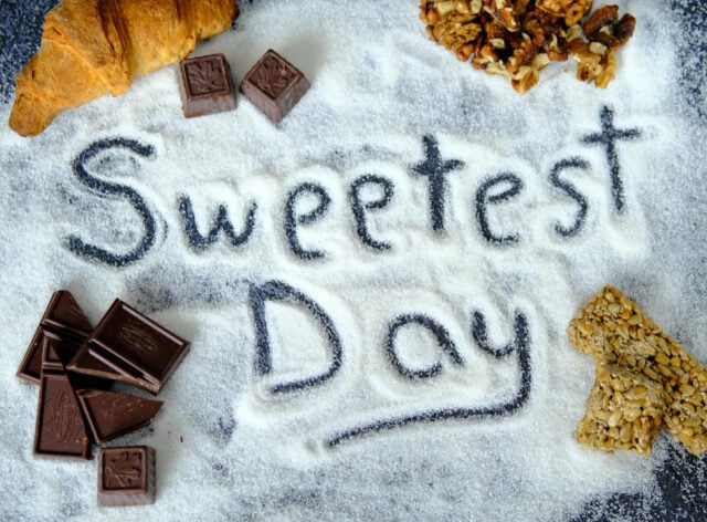 https://www.magnific.com/premium-photo/sweetest-day-sweets-day-world-sweets-day-postcard-sugar-inscription-chocolate-nuts-croissants_25305391.htm#fromView=search&page=1&position=31&uuid=36040ac9-2e07-43ce-8700-f914a9243f11&track=ais_hybrid&query=sweetest+day