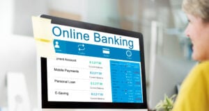 https://www.magnific.com/free-photo/online-banking-finance-banking-e-banking-concept_18128789.htm#fromView=search&page=1&position=24&uuid=e37366cf-804b-4274-9191-253cfc16eba7&track=ais_hybrid&query=online+bank+account