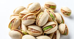 https://www.magnific.com/free-photo/pistachios-isolated-white-ai-generated_427706496.htm#fromView=search&page=1&position=27&uuid=f49c9bb9-809b-4cc4-84c7-93fdf204aa98&track=ais_hybrid&query=pistachios