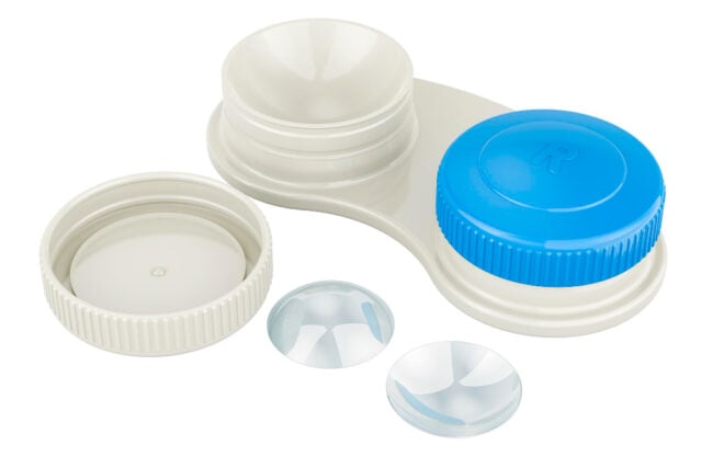 18941 https://www.magnific.com/premium-photo/contact-lenses-with-holder-container-3d-rendering_138777402.htm#fromView=image_search&page=1&position=10&uuid=132dd662-fc4f-4219-b85c-2b1aca5cc12b