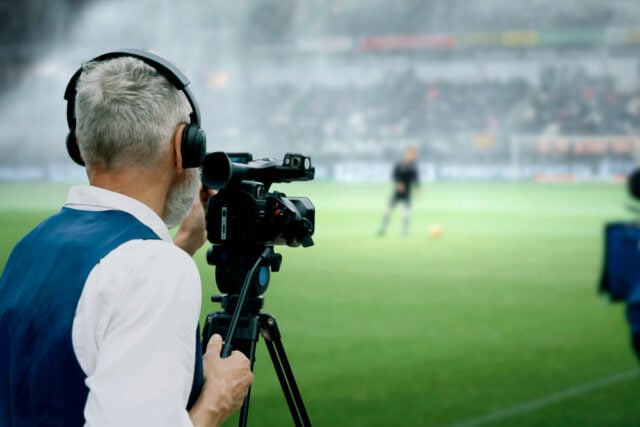 https://www.magnific.com/free-photo/sports-news-concept-collage_33751812.htm#fromView=search&page=1&position=2&uuid=413d1ccc-1ab8-478a-a07d-4f8c1de91f38&track=ais_hybrid&query=sports+broadcast