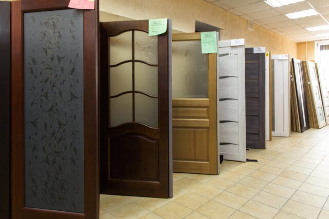 3047 https://www.magnific.com/premium-photo/grodno-belarus-june-22-2018-interior-doors-sale-specialized-store-doors-are-made-both-wood-plastic_15992352.htm#fromView=detail&position=0&uuid=de613c4e-3ed6-4dfe-85df-3c0816ee0a62&track=ais_hybrid&from_element=cross_selling__photo