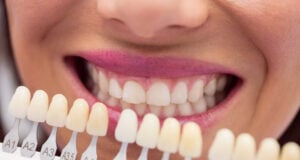 https://www.magnific.com/free-photo/dentist-examining-female-patient-with-teeth-shades_8404382.htm#fromView=search&page=1&position=6&uuid=497f2d58-0c6f-4d47-bcf0-147ecb14b65b&track=ais_hybrid&query=dental+crowns