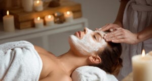 https://www.magnific.com/free-photo/young-woman-mask-face-relaxing-spa-salon_8224736.htm#fromView=search&page=1&position=19&uuid=c6d5ceb0-eac4-484b-a290-fce6328638f6&track=ais_hybrid&query=spa