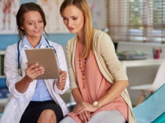 Female heart health: Top medical groups issue Female Life Stage framework https://www.magnific.com/free-photo/statistics-shows-that-everything-is-normal_11981838.htm#fromView=search&page=1&position=17&uuid=eb07c077-f00d-4fe0-b925-ad7fefcdcea4&track=ais_hybrid&query=woman+talks+female+doctor