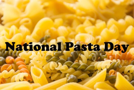 https://www.magnific.com/free-photo/dry-pasta-spaghetti-with-ingredient_1153769.htm#fromView=search&page=2&position=5&uuid=1b3cce4c-5501-4e73-ae67-bfaa7b2e6978&track=ais_hybrid&query=many+different+pastas