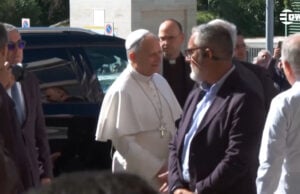 Pope Leo Checks Into Rome Clinic For Lung Surgery (Video)