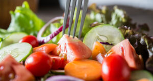 https://www.vecteezy.com/photo/1781380-close-up-of-fresh-vegetable-salad