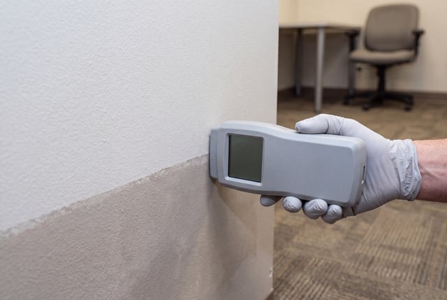 https://www.vecteezy.com/photo/87383463-gloved-hand-checking-wall-dampness-with-meter