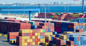 https://www.vecteezy.com/photo/73102415-stacked-cargo-containers-in-storage-area-of-freight-sea-port